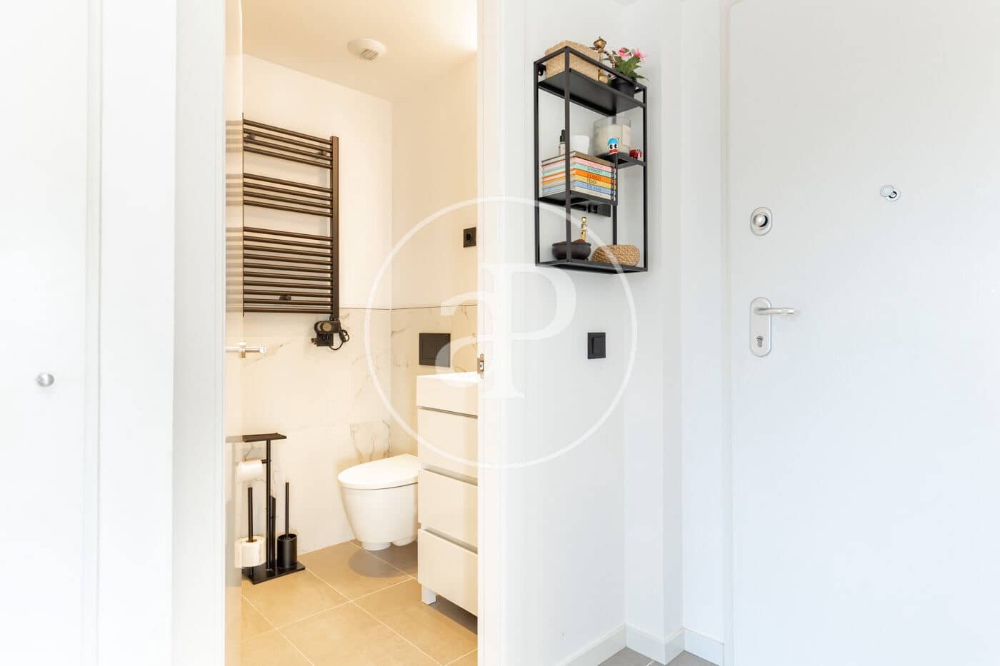 2 bedroom Apartment for rent in Bellaterra with pool garage - € 2,500 (Ref: 9929370)