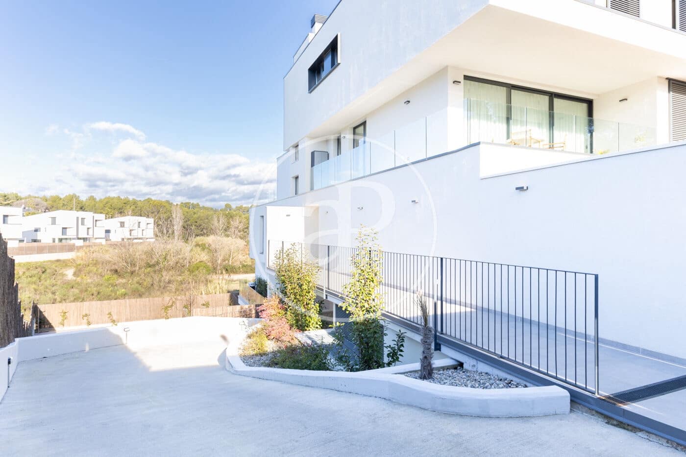 2 bedroom Apartment for rent in Bellaterra with pool garage - € 2,500 (Ref: 9929370)