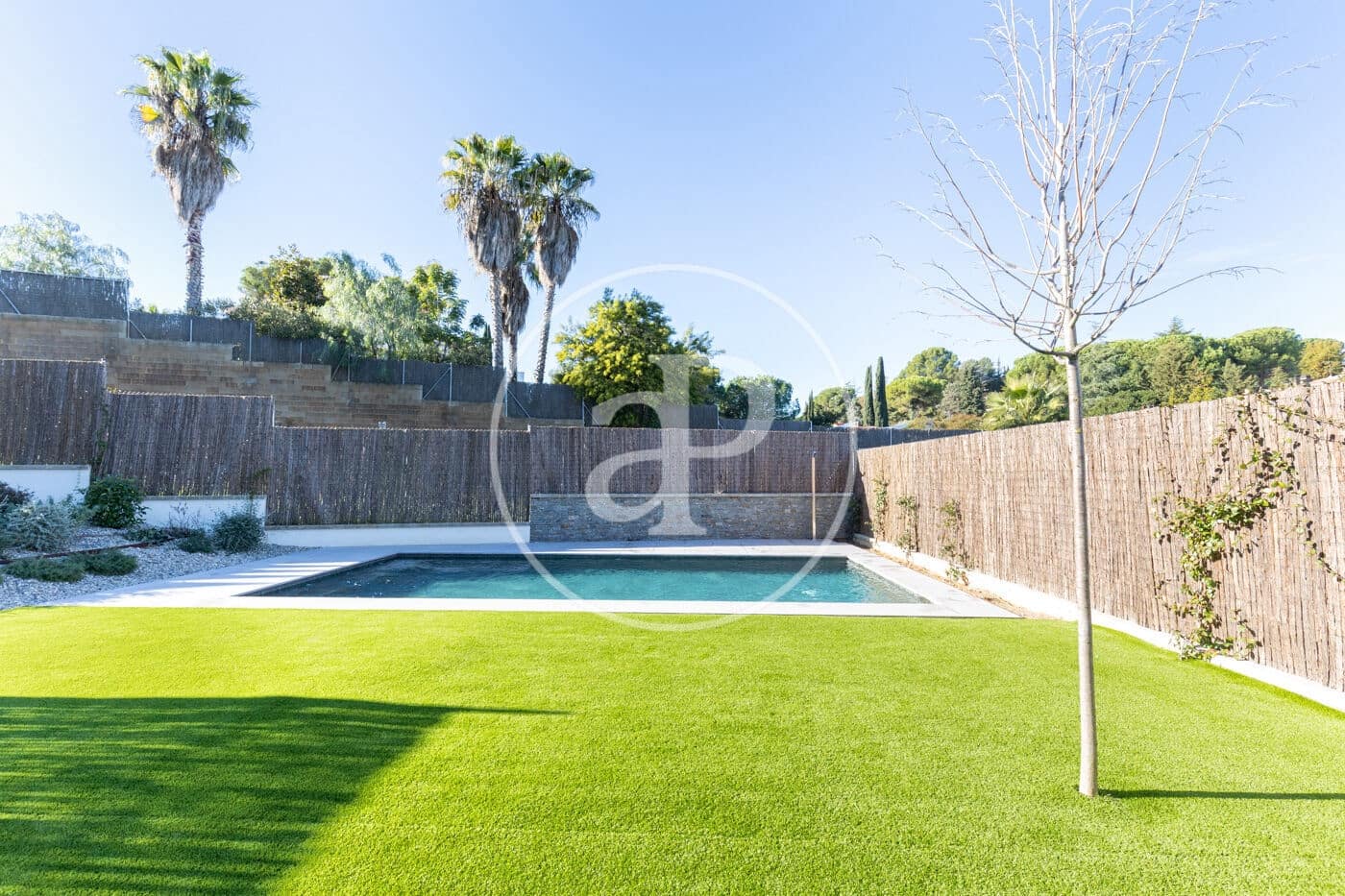 2 bedroom Apartment for rent in Bellaterra with pool garage - € 2,500 (Ref: 9929370)