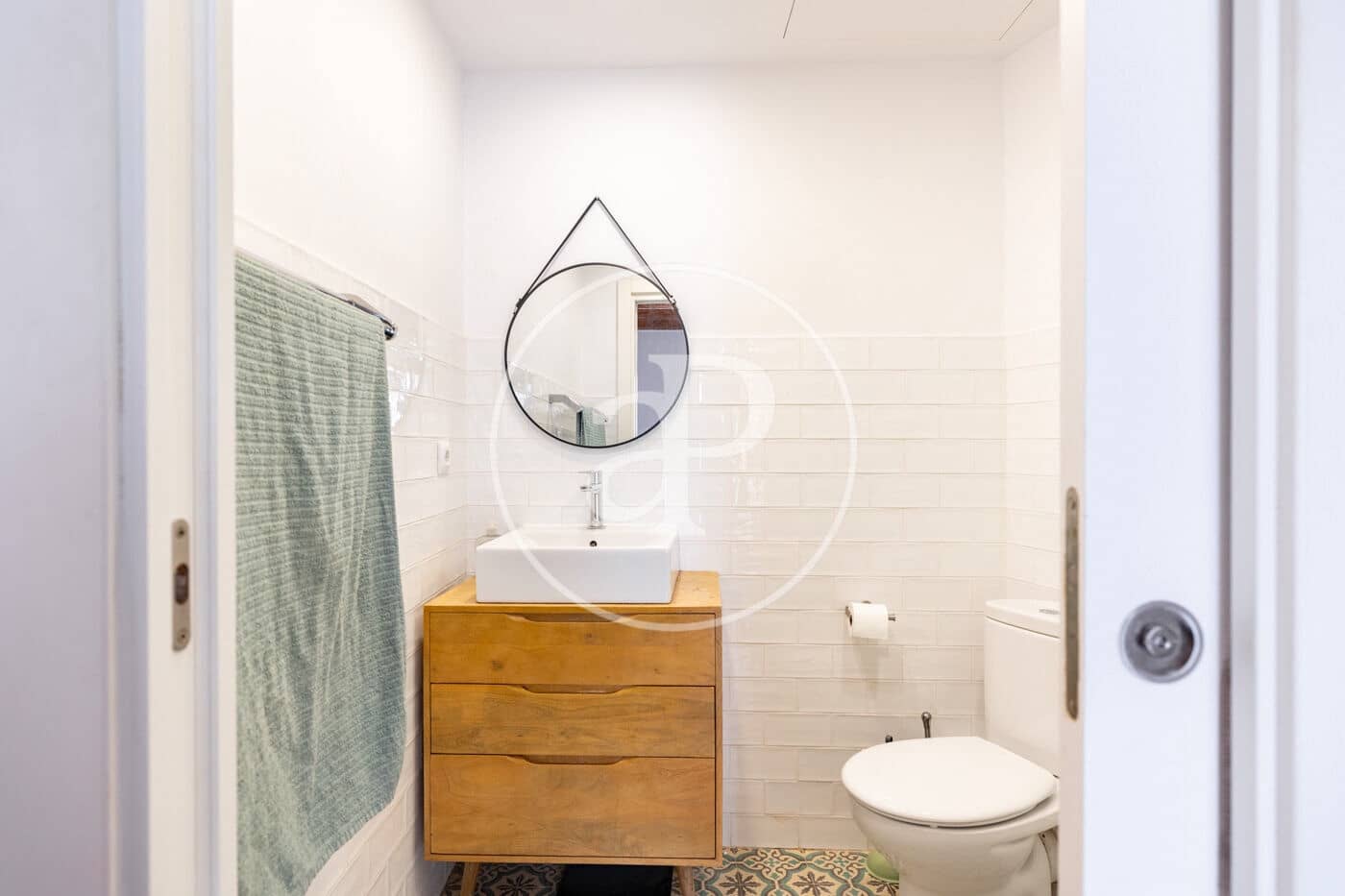 Apartamento de 3 habitaciones en Barcelona ciudad en venta - 395.000 € (Ref: 9936384)