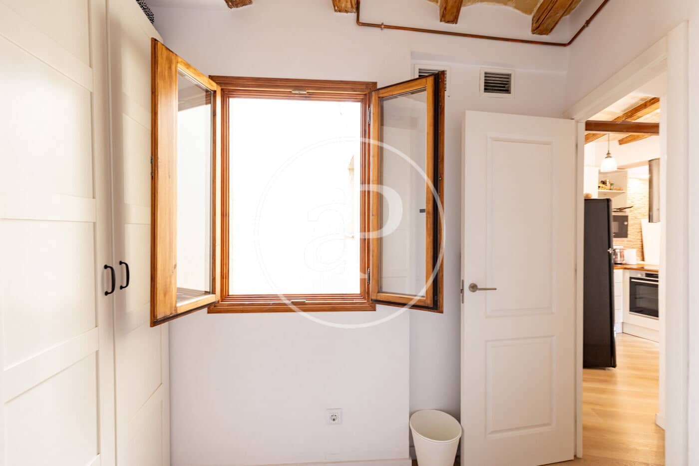 Apartamento de 3 habitaciones en Barcelona ciudad en venta - 395.000 € (Ref: 9936384)