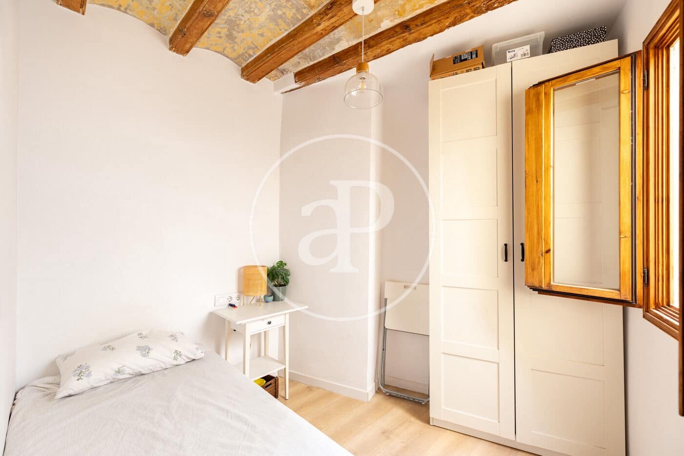 Apartamento de 3 habitaciones en Barcelona ciudad en venta - 395.000 € (Ref: 9936384)