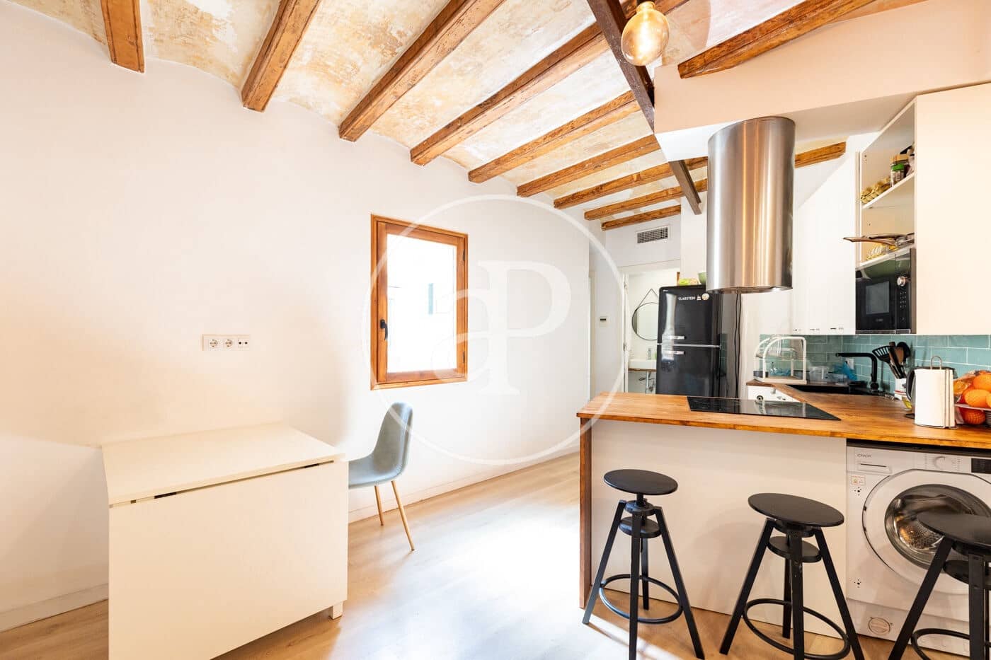 Apartamento de 3 habitaciones en Barcelona ciudad en venta - 395.000 € (Ref: 9936384)
