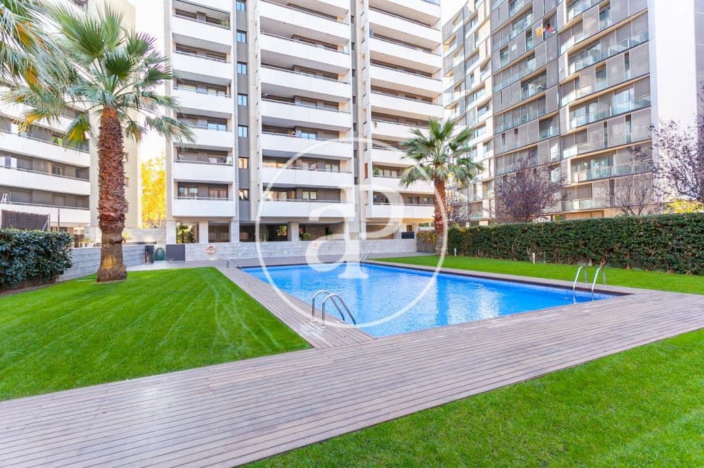 2 soveværelse Lejlighed til leje i Barcelona by med swimmingpool - € 2.300 (Ref: 9938160)