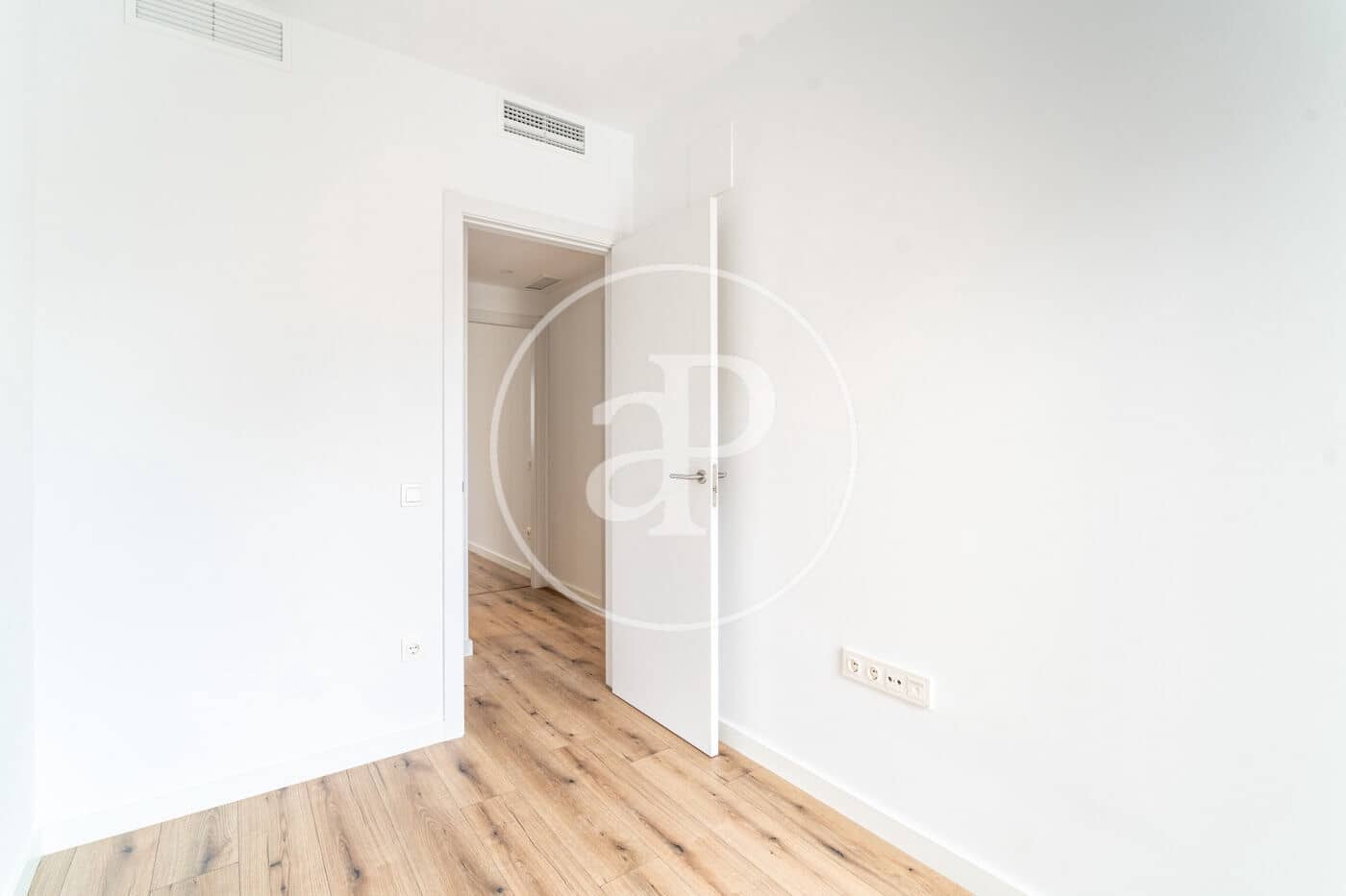 2 camera da letto Appartamento da affittare in Barcelona citta con garage - 2.200 € (Rif: 9938161)
