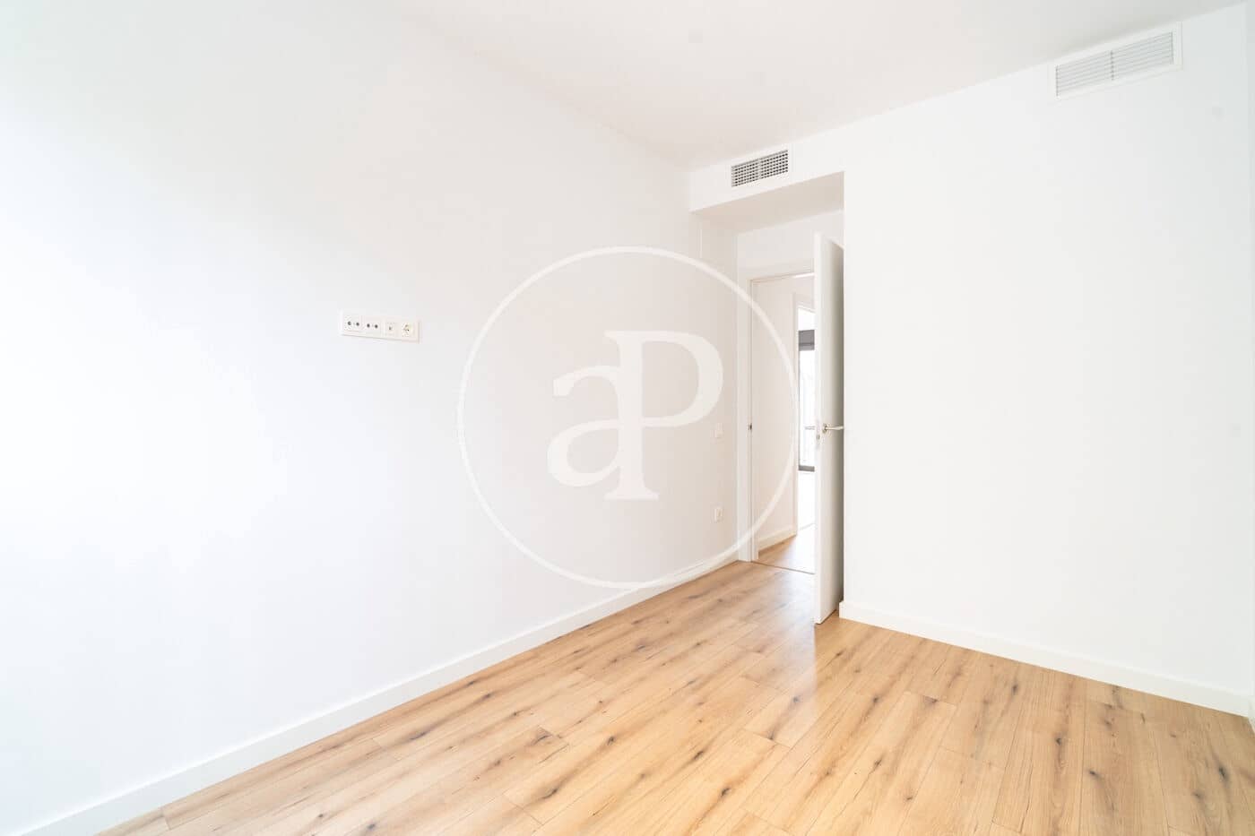 2 camera da letto Appartamento da affittare in Barcelona citta con garage - 2.200 € (Rif: 9938161)