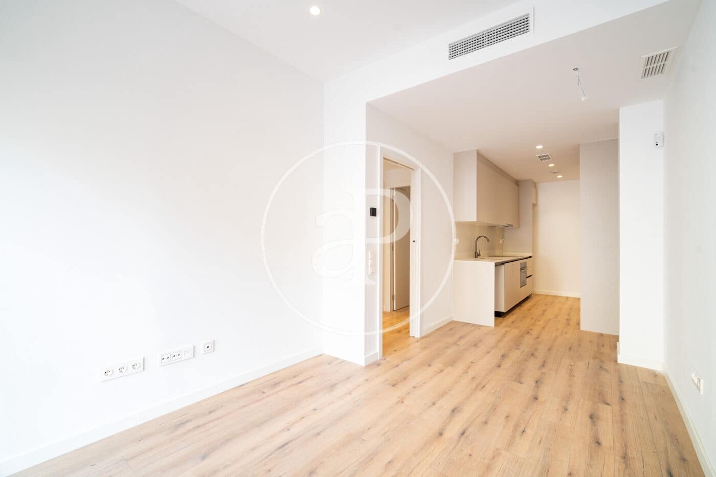 1 quarto Apartamento para arrendar em Barcelona cidade - 2 200 € (Ref: 9938162)
