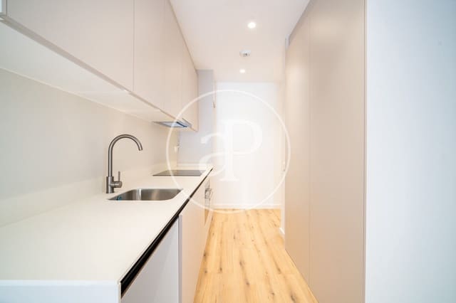 Appartement de 1 chambre à louer à La Nova Esquerra de L'Eixample, Barcelone ville - 2 200 € (Ref: 9938162)