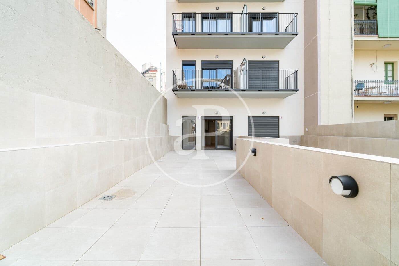 1 quarto Apartamento para arrendar em Barcelona cidade - 2 200 € (Ref: 9938162)
