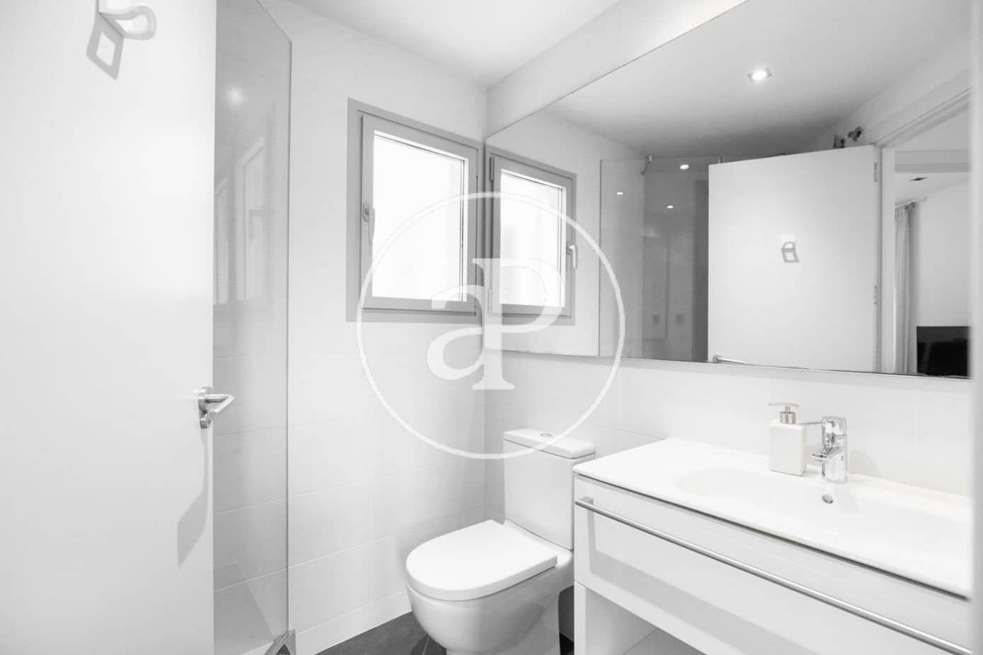 3 sovrum Lägenhet att hyra i Barcelona stad - 2 800 € (Ref: 9938163)