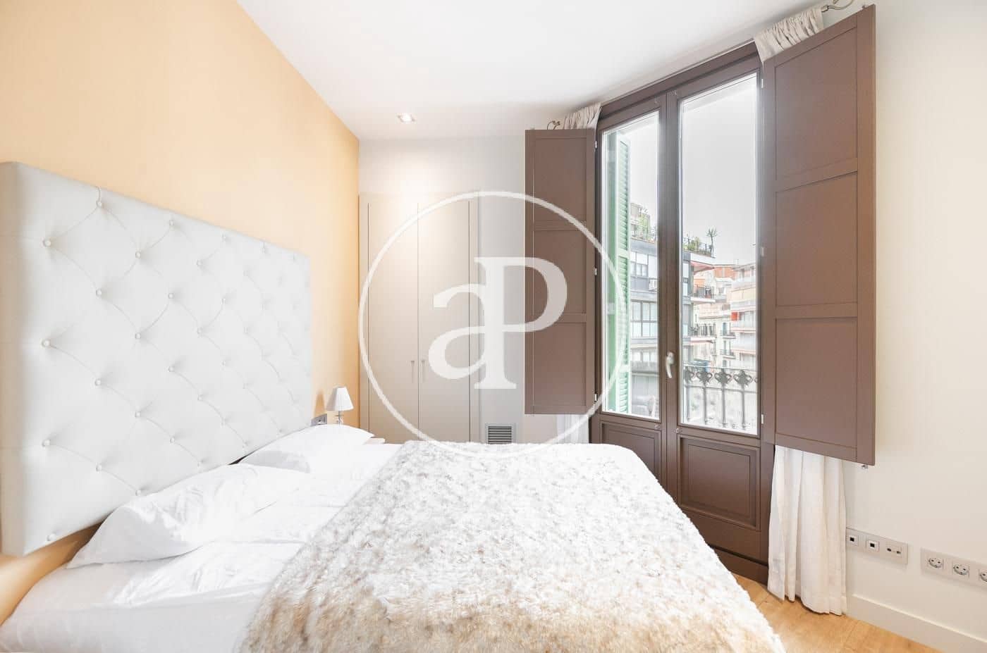 3 sovrum Lägenhet att hyra i Barcelona stad - 2 800 € (Ref: 9938163)
