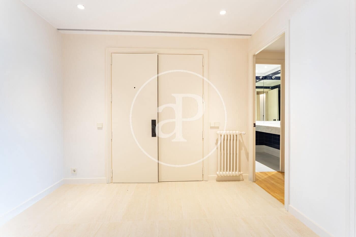 3 sypialnia Apartament do wynajęcia w Miasto Barcelona z basenem garażem - 7 500 € (Ref: 9938164)
