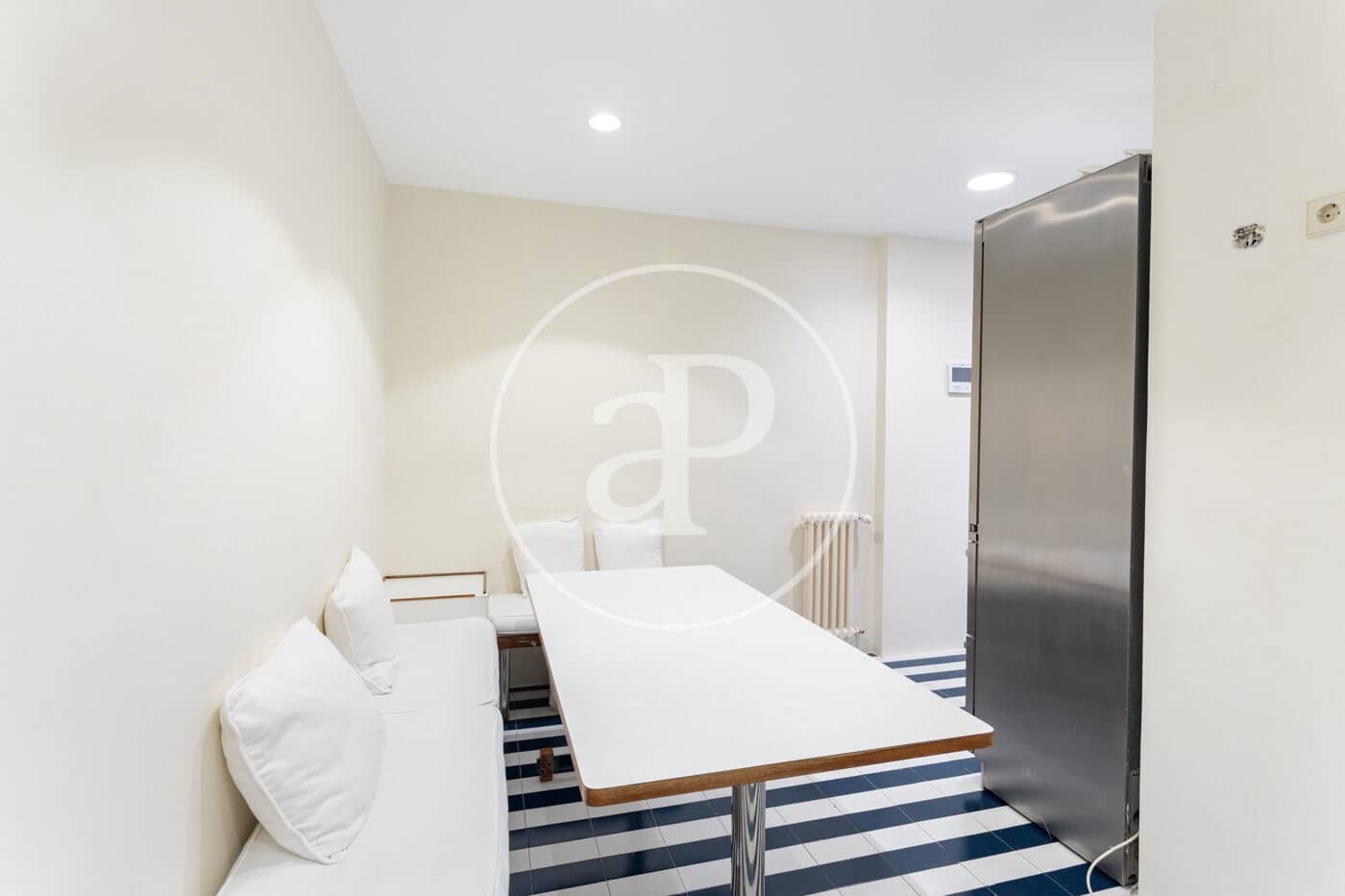 3 sypialnia Apartament do wynajęcia w Miasto Barcelona z basenem garażem - 7 500 € (Ref: 9938164)