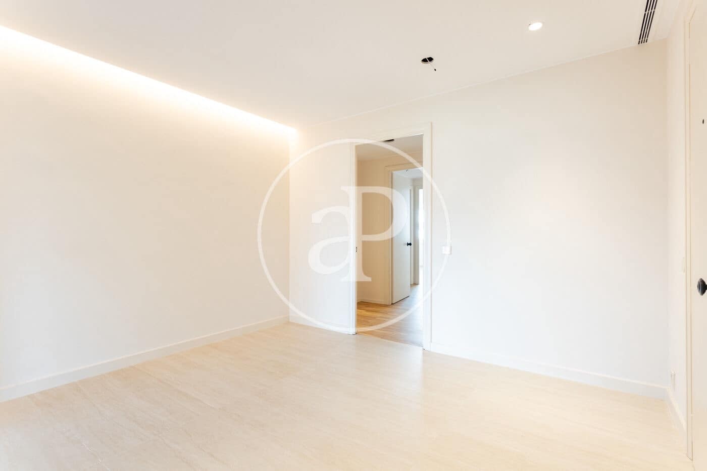 3 sypialnia Apartament do wynajęcia w Miasto Barcelona z basenem garażem - 7 500 € (Ref: 9938164)
