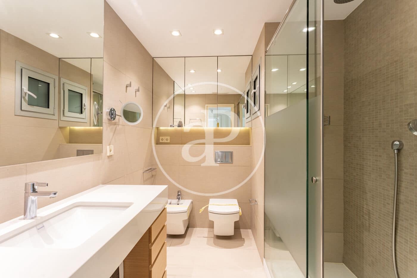 3 sypialnia Apartament do wynajęcia w Miasto Barcelona z basenem garażem - 7 500 € (Ref: 9938164)