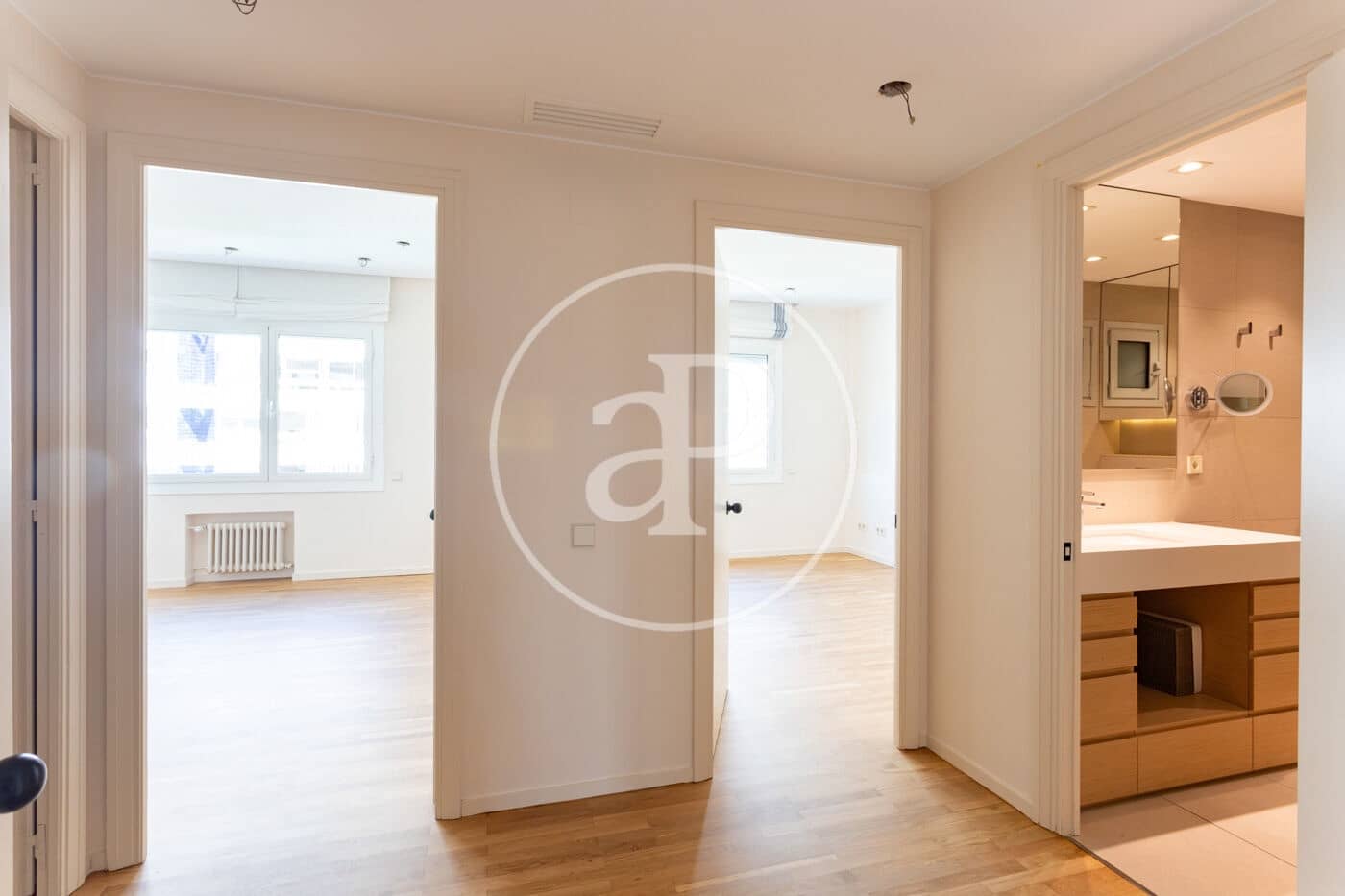 3 sypialnia Apartament do wynajęcia w Miasto Barcelona z basenem garażem - 7 500 € (Ref: 9938164)