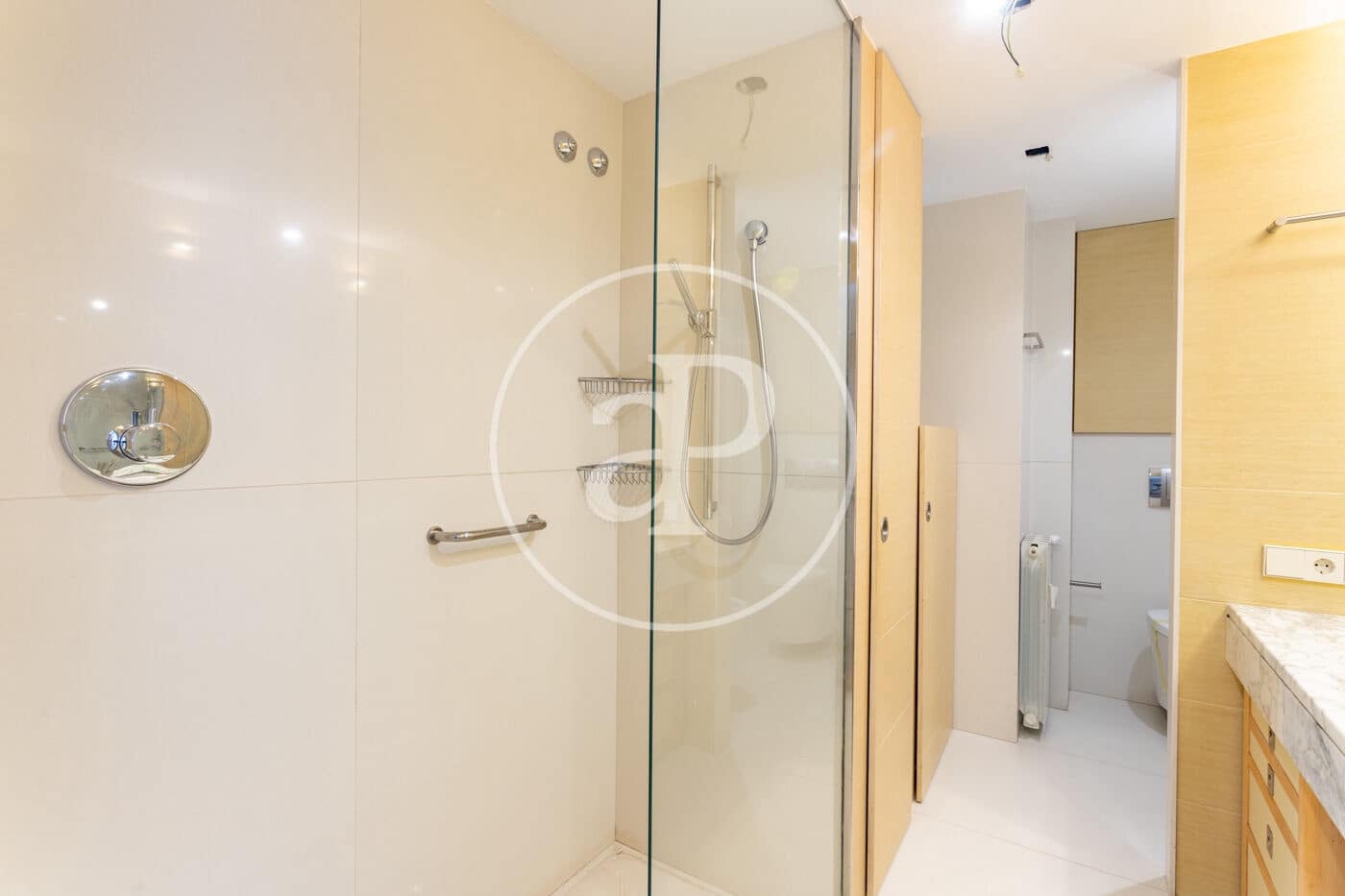 3 sypialnia Apartament do wynajęcia w Miasto Barcelona z basenem garażem - 7 500 € (Ref: 9938164)