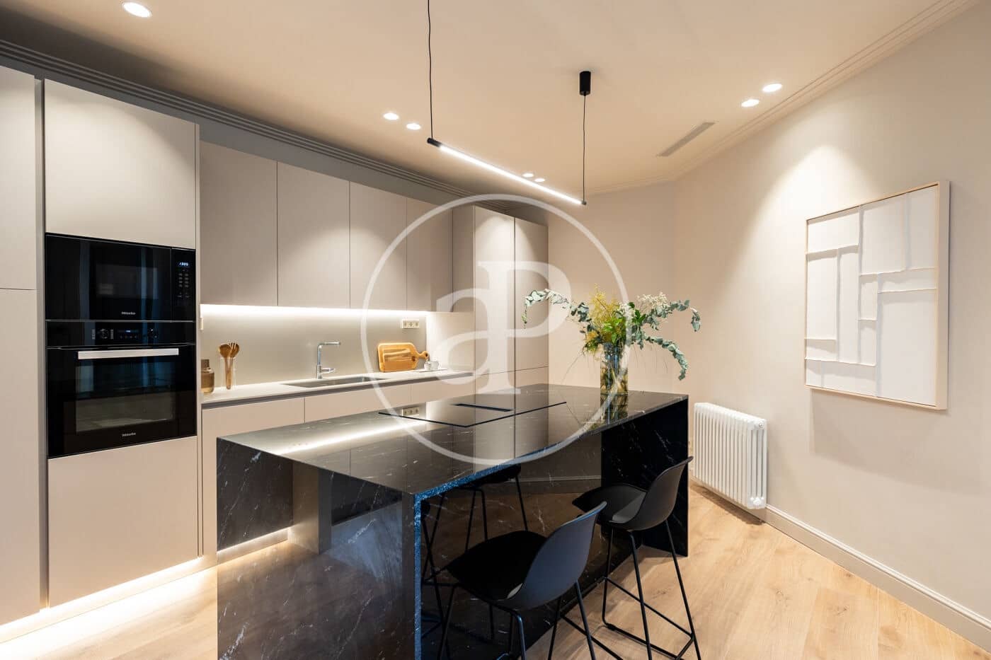 4 soveværelse Lejlighed til salg i Barcelona by - € 1.870.000 (Ref: 9938166)