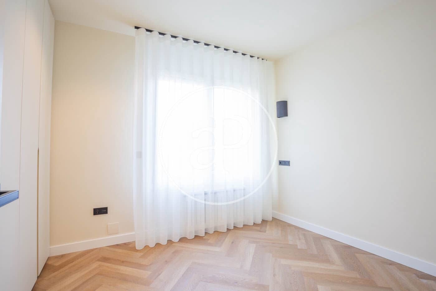 5 sypialnia Apartament do wynajęcia w Miasto Barcelona z basenem garażem - 8 000 € (Ref: 9938167)