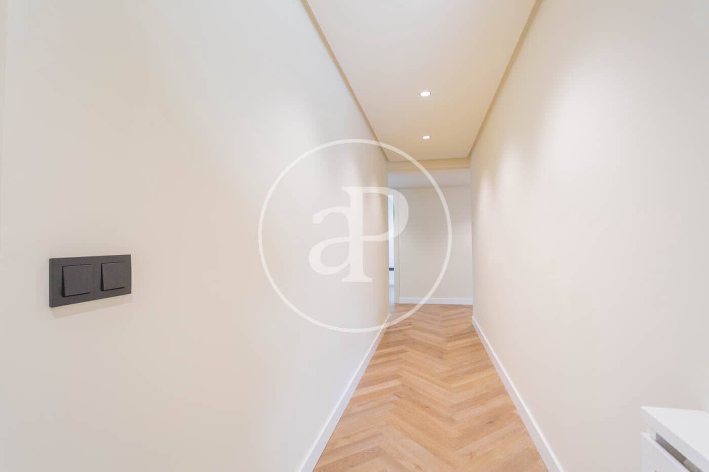 5 sypialnia Apartament do wynajęcia w Miasto Barcelona z basenem garażem - 8 000 € (Ref: 9938167)