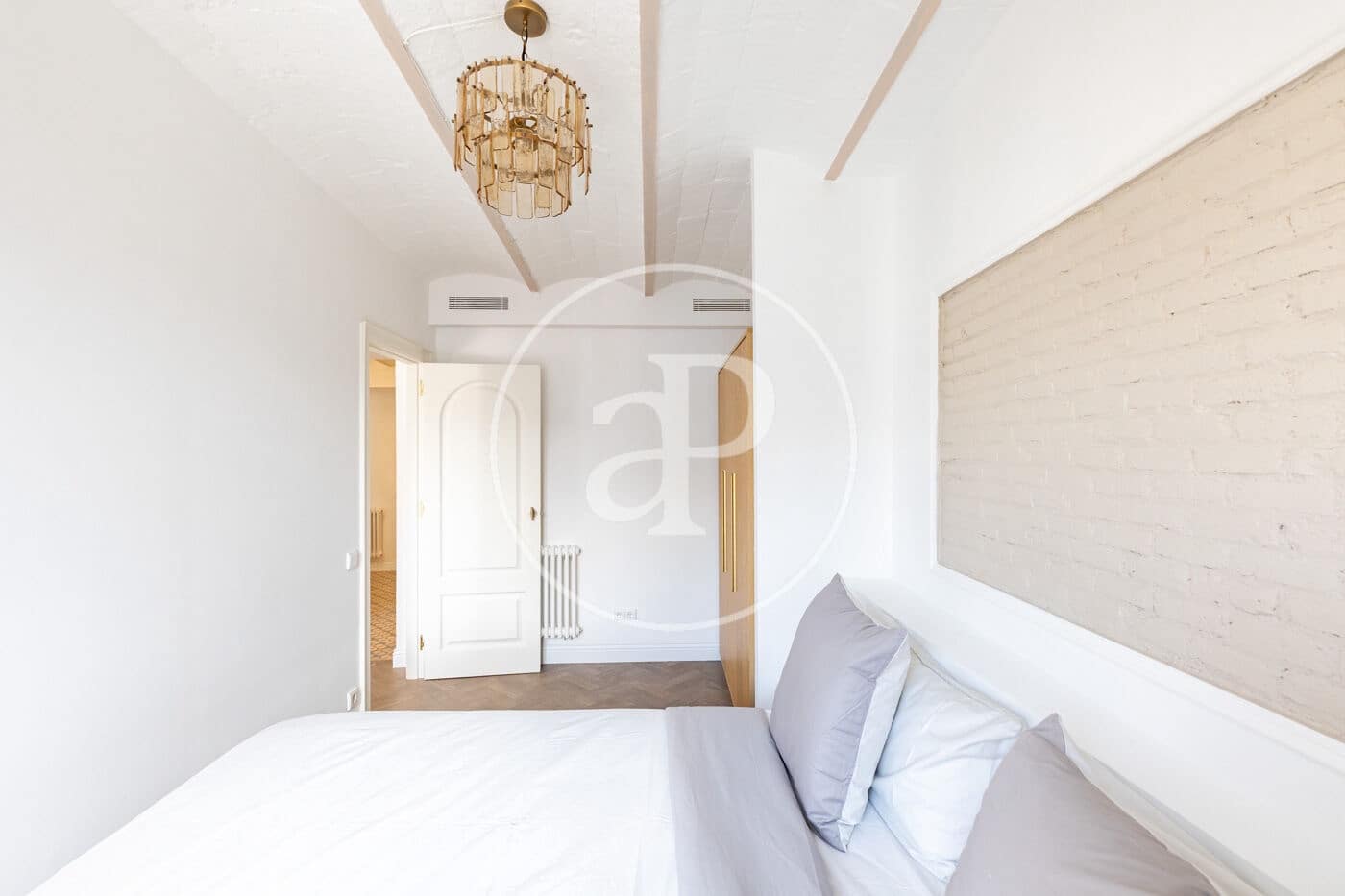 3 soveværelse Lejlighed til salg i Barcelona by - € 1.245.000 (Ref: 9938168)