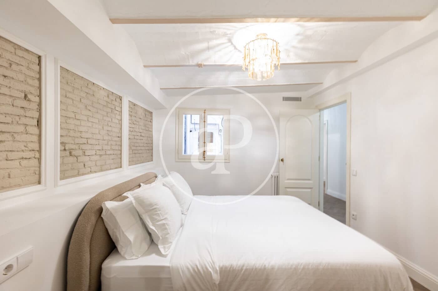 3 soveværelse Lejlighed til salg i Barcelona by - € 1.245.000 (Ref: 9938168)