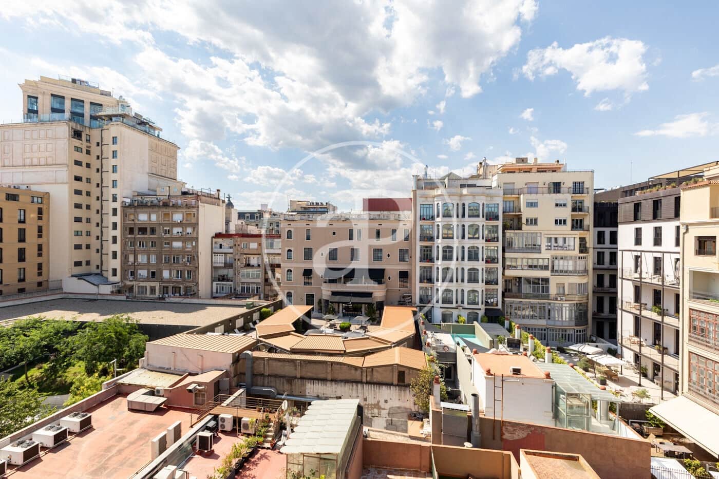 3 soveværelse Lejlighed til salg i Barcelona by - € 1.245.000 (Ref: 9938168)