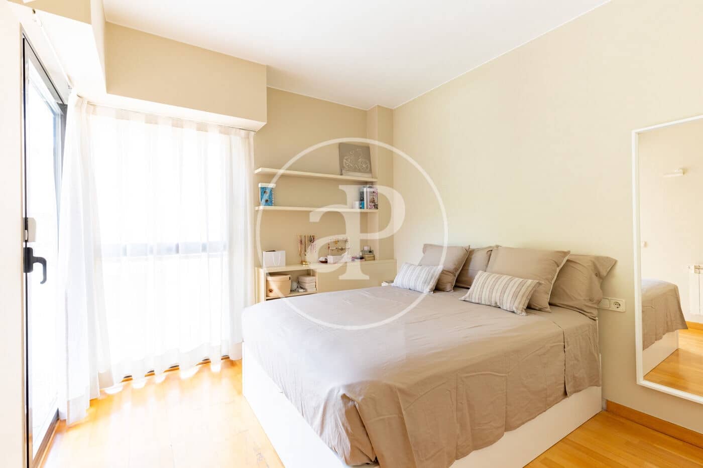 5 camera da letto Appartamento in vendita in Sant Cugat del Valles con piscina - 1.395.000 € (Rif: 9939955)