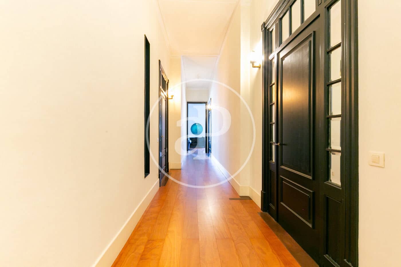 3 quarto Apartamento para arrendar em Barcelona cidade - 3 400 € (Ref: 9939956)