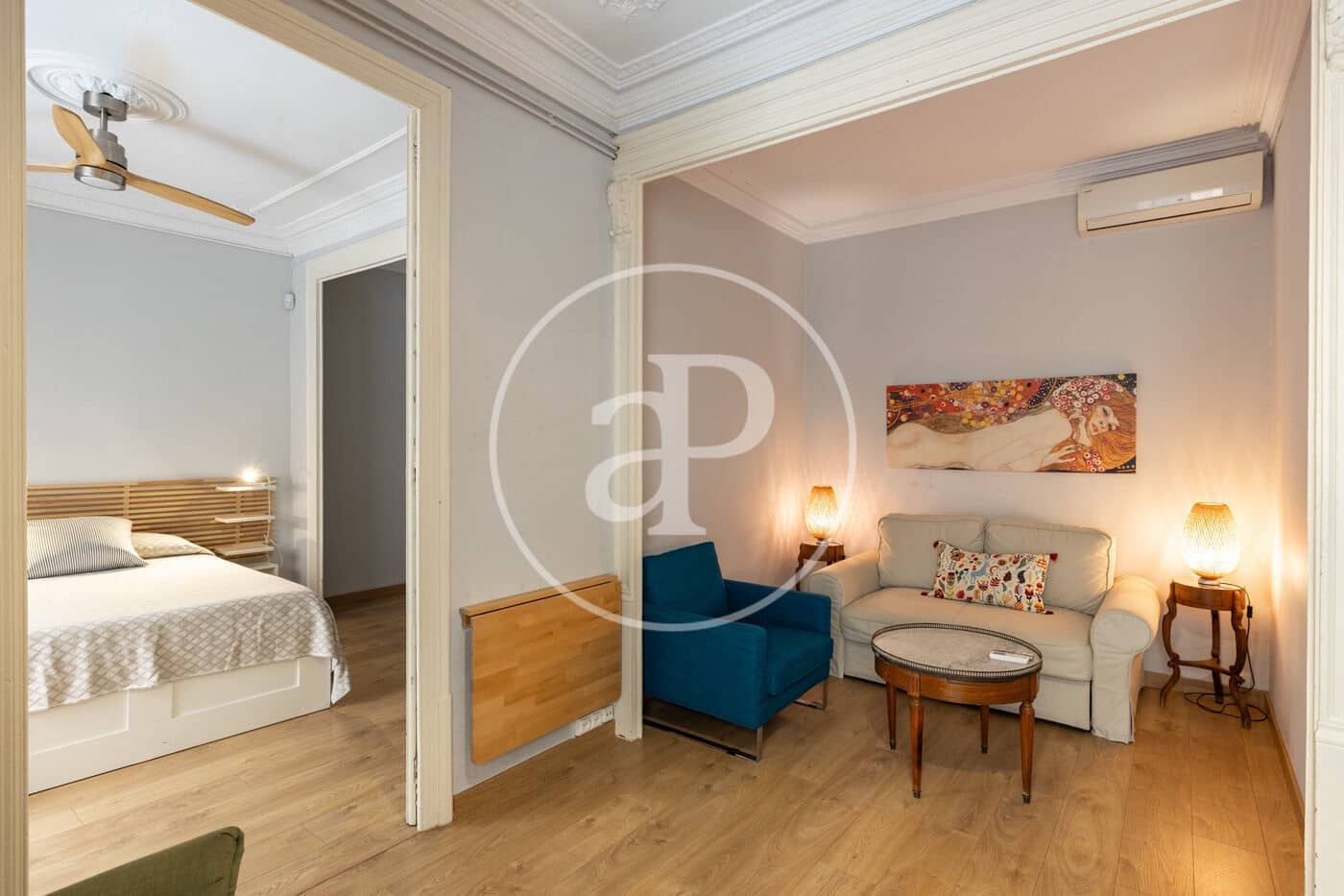 2 soveværelse Lejlighed til salg i Barcelona by - € 460.000 (Ref: 9939957)