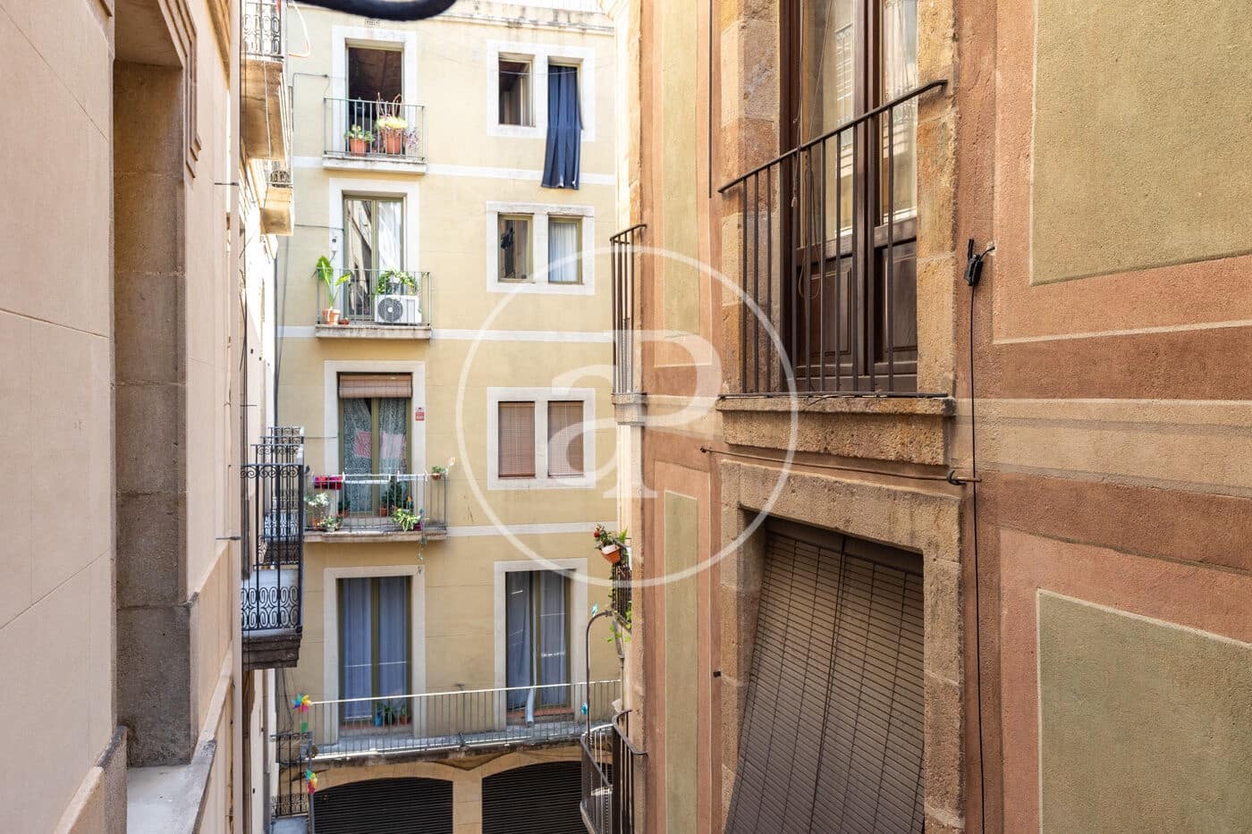 2 soveværelse Lejlighed til salg i Barcelona by - € 460.000 (Ref: 9939957)