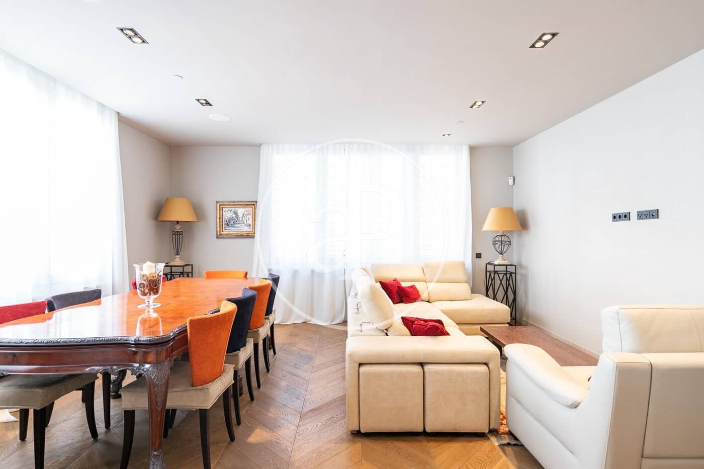 3 soverom Leilighet til leie i Barcelona by - € 2 600 (Ref: 9939959)