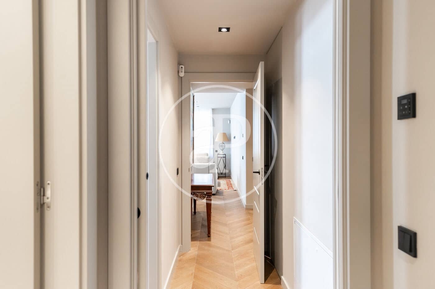 3 soverom Leilighet til leie i Barcelona by - € 2 600 (Ref: 9939959)