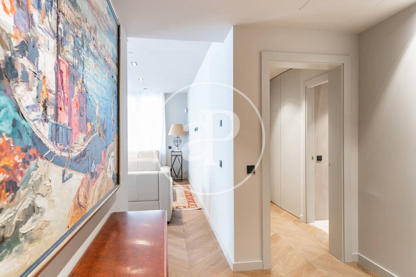 3 soverom Leilighet til leie i Barcelona by - € 2 600 (Ref: 9939959)