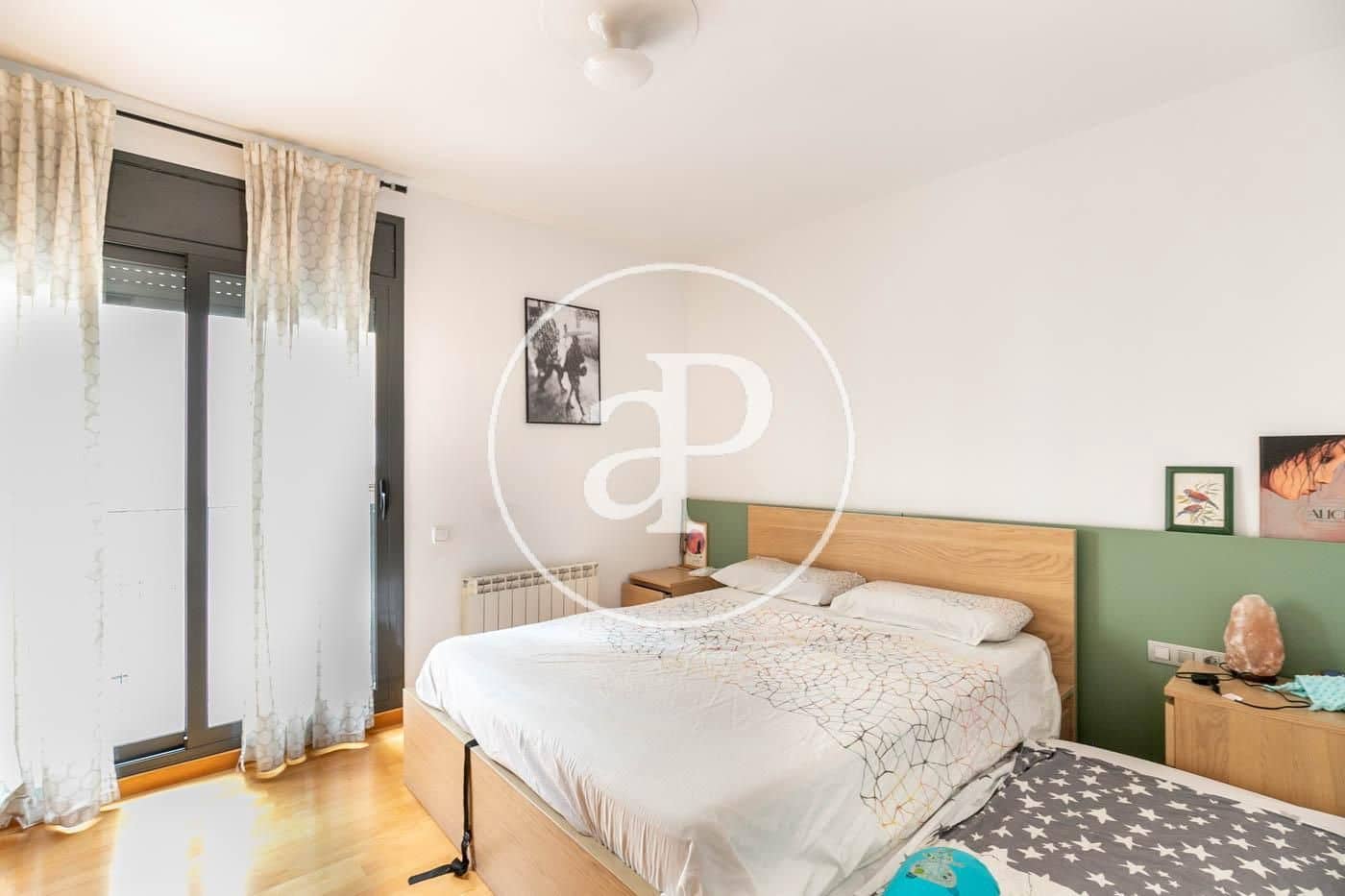 3 soverom Villa til leie i Barcelona by med garasje - € 3 069 (Ref: 9942512)