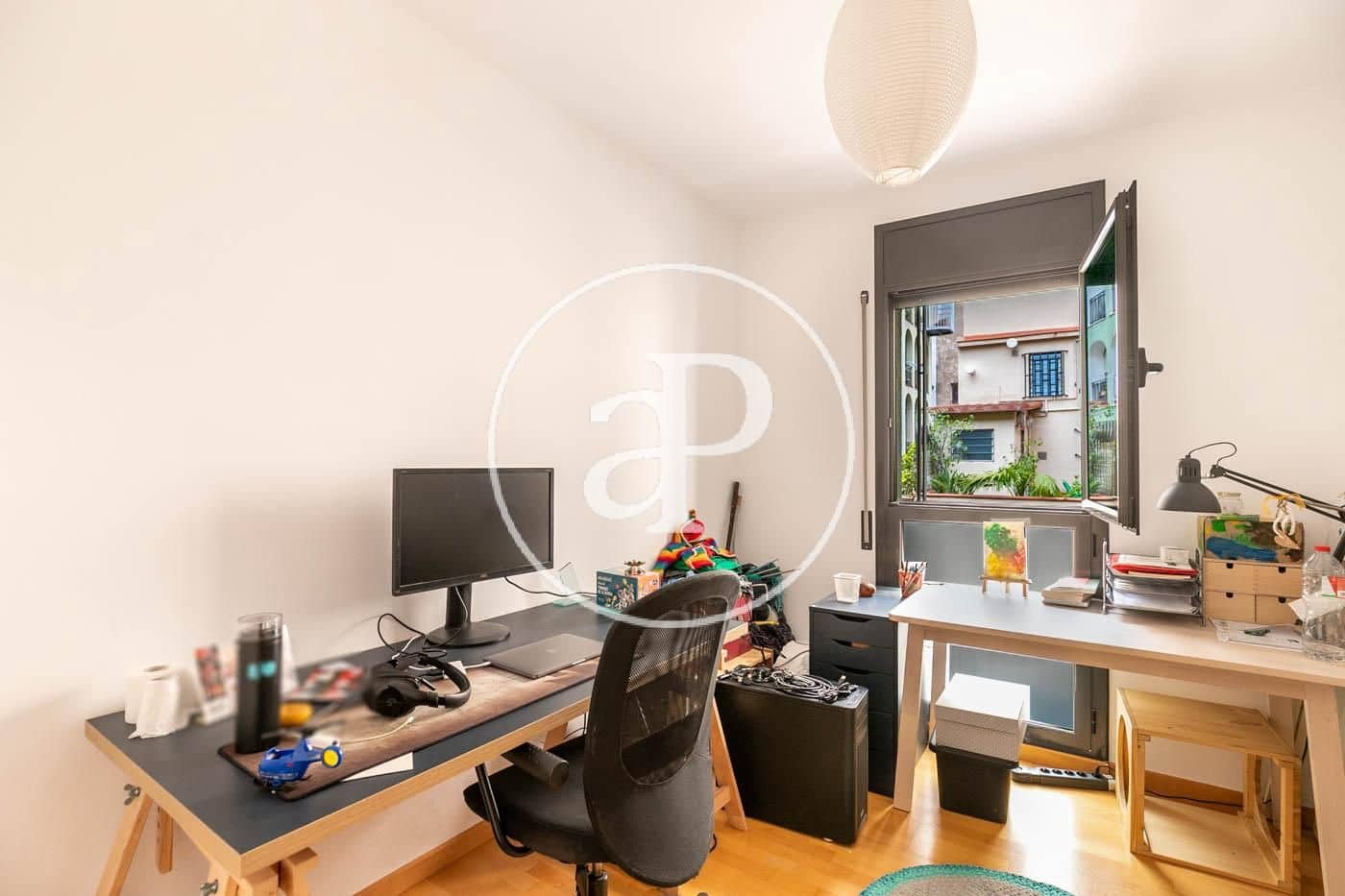 3 soverom Villa til leie i Barcelona by med garasje - € 3 069 (Ref: 9942512)