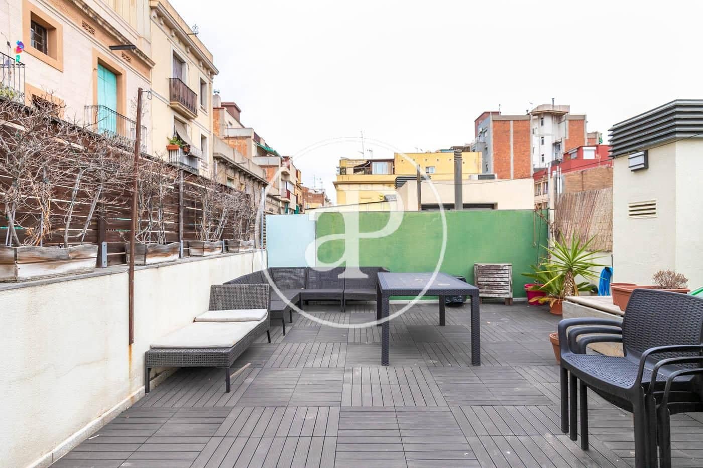 3 soverom Villa til leie i Barcelona by med garasje - € 3 069 (Ref: 9942512)