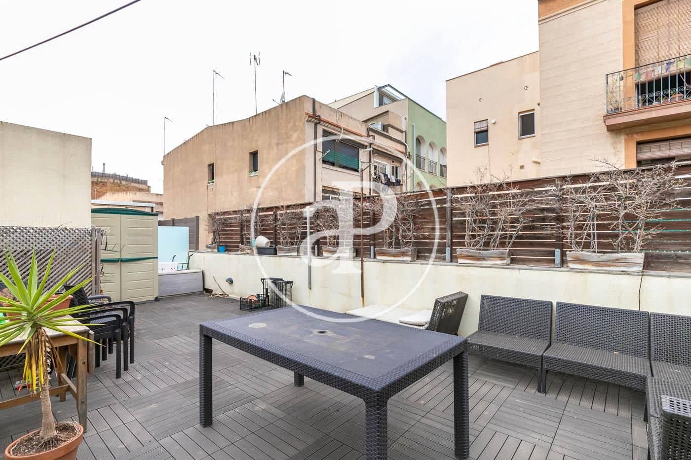 3 soverom Villa til leie i Barcelona by med garasje - € 3 069 (Ref: 9942512)