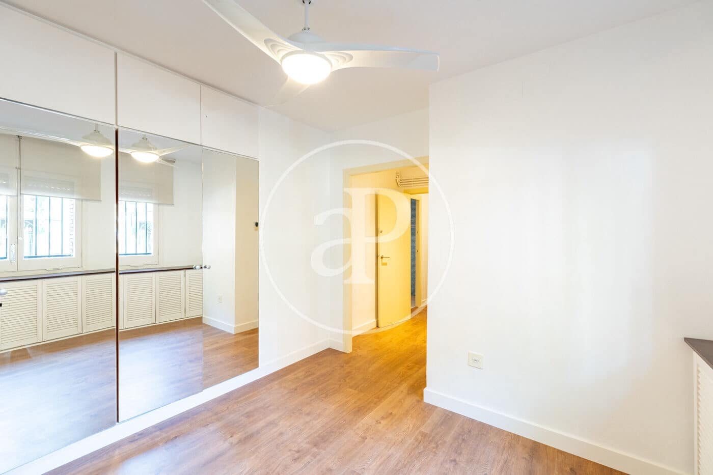 4 sovrum Lägenhet till salu i Barcelona stad - 1 250 000 € (Ref: 9942513)