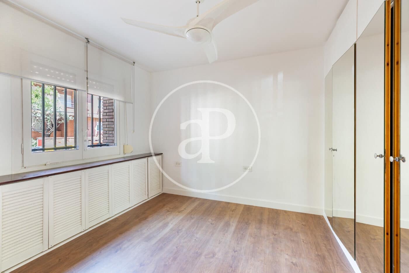 4 sovrum Lägenhet till salu i Barcelona stad - 1 250 000 € (Ref: 9942513)