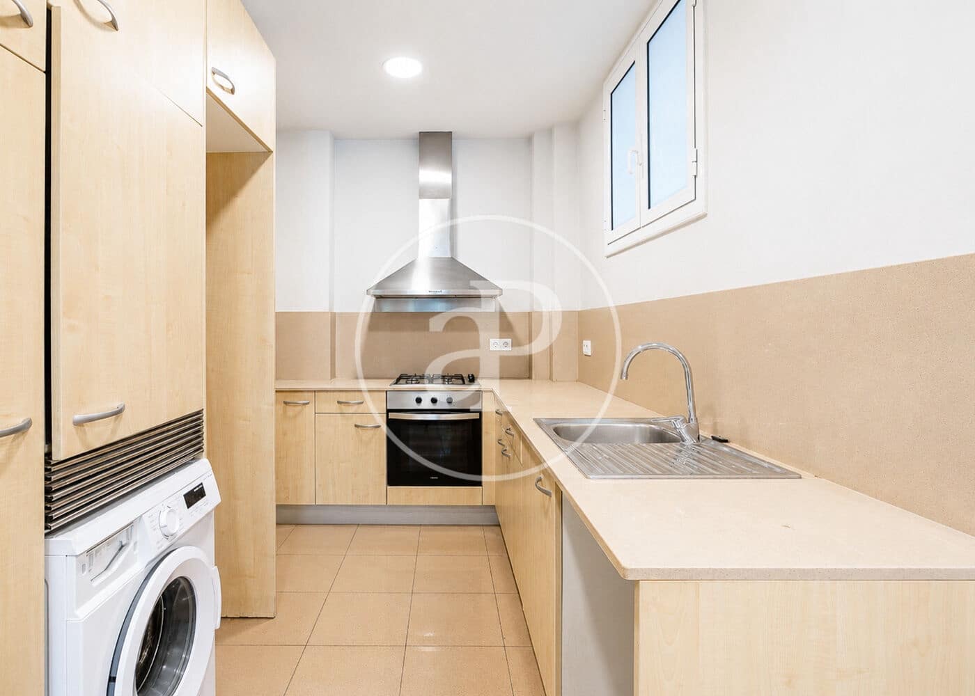 4 sypialnia Apartament na sprzedaż w Miasto Barcelona - 910 000 € (Ref: 9947906)