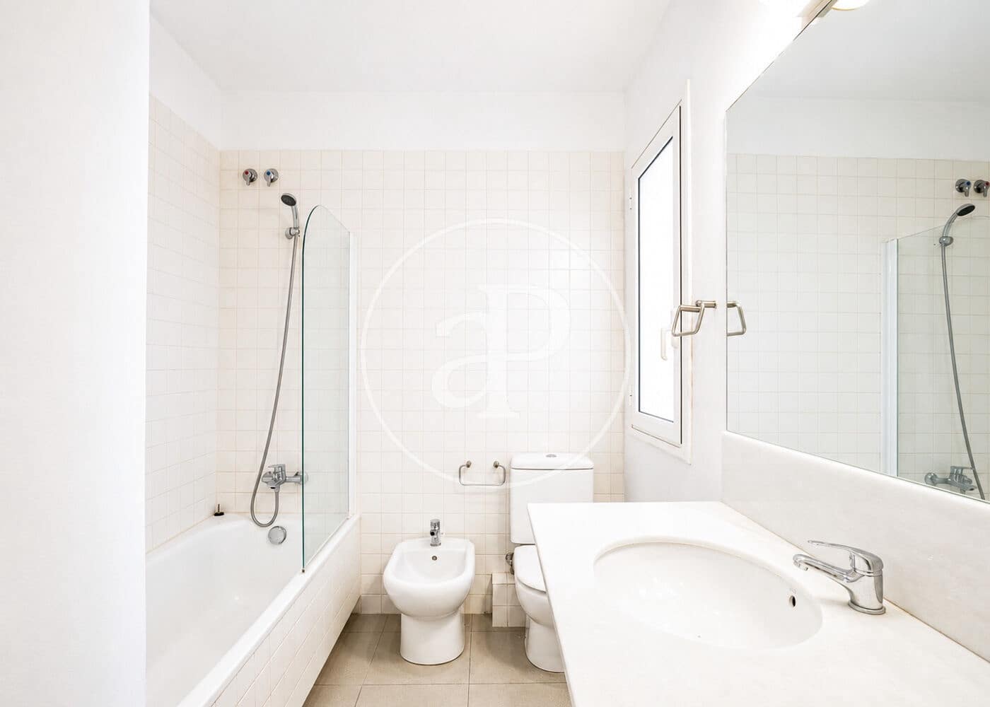 4 sypialnia Apartament na sprzedaż w Miasto Barcelona - 910 000 € (Ref: 9947906)