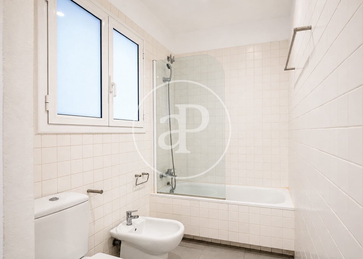 4 sypialnia Apartament na sprzedaż w Miasto Barcelona - 910 000 € (Ref: 9947906)