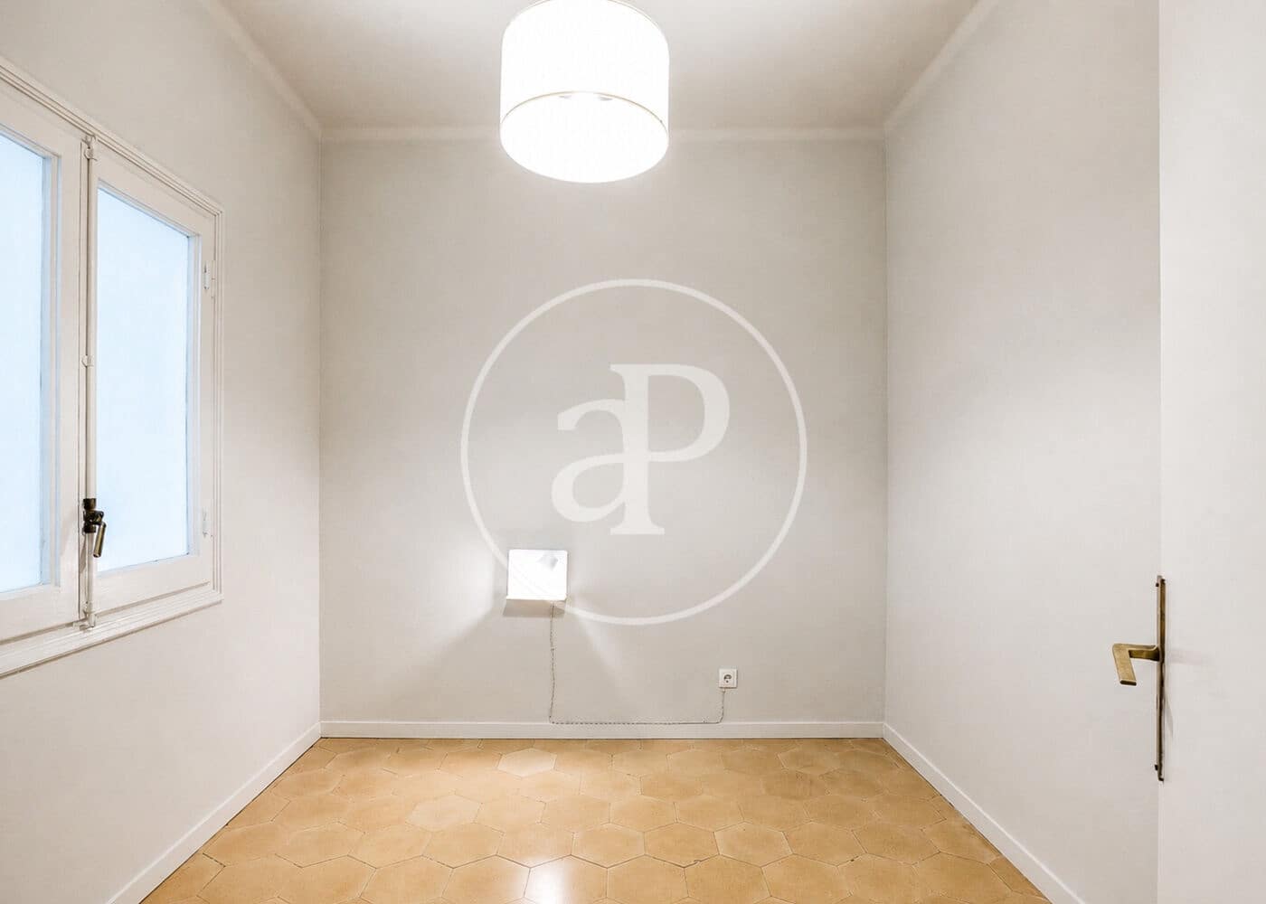 4 sypialnia Apartament na sprzedaż w Miasto Barcelona - 910 000 € (Ref: 9947906)