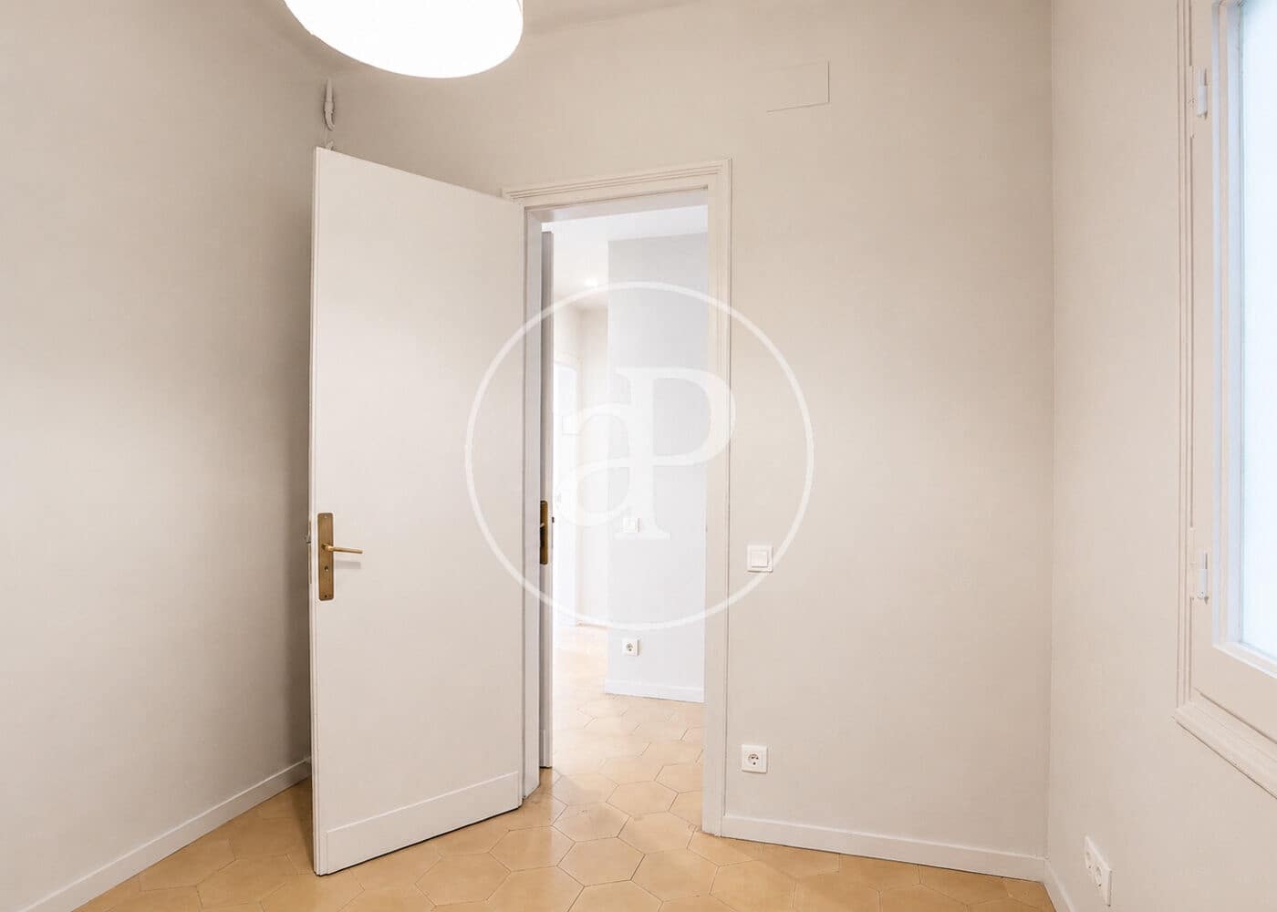 4 sypialnia Apartament na sprzedaż w Miasto Barcelona - 910 000 € (Ref: 9947906)