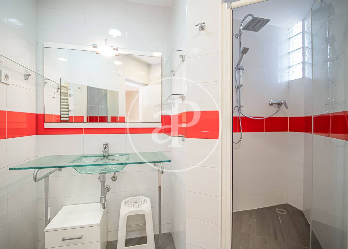 2 soveværelse Penthouse til leje i Barcelona by - € 2.295 (Ref: 9947907)