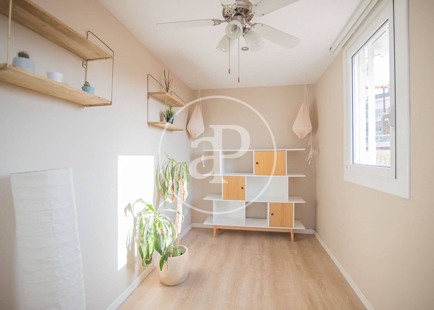 2 soveværelse Penthouse til leje i Barcelona by - € 2.295 (Ref: 9947907)