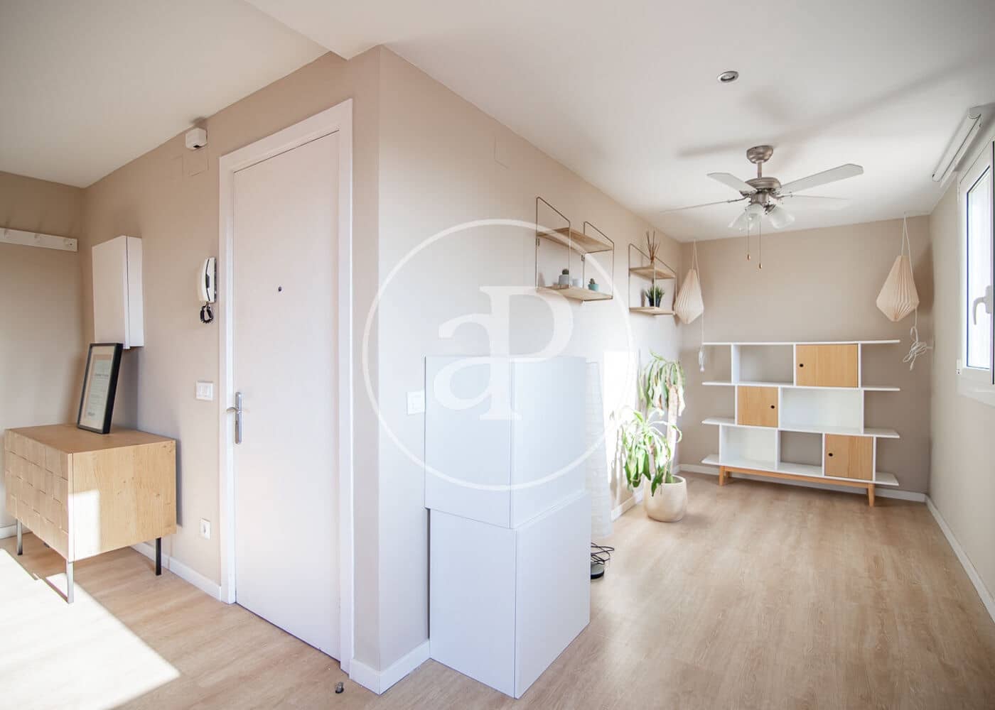 2 soveværelse Penthouse til leje i Barcelona by - € 2.295 (Ref: 9947907)