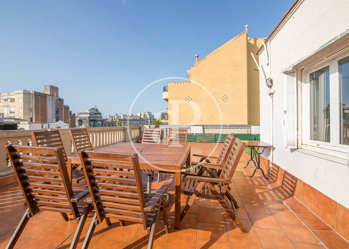 2 soveværelse Penthouse til leje i Barcelona by - € 2.295 (Ref: 9947907)