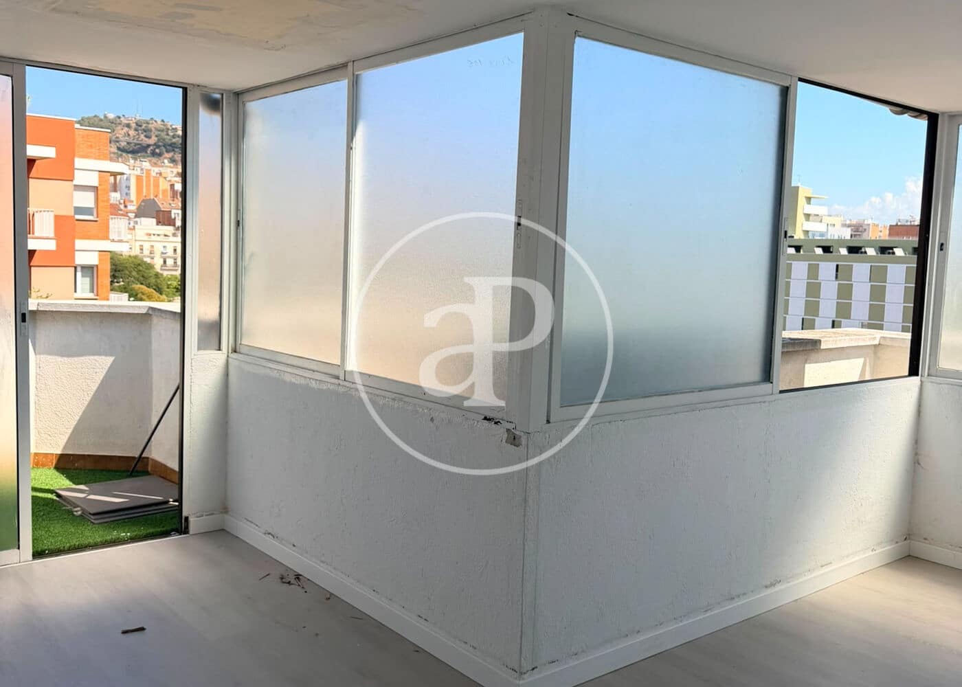 Apartamento de 3 habitaciones en Barcelona ciudad en venta - 865.000 € (Ref: 9949768)